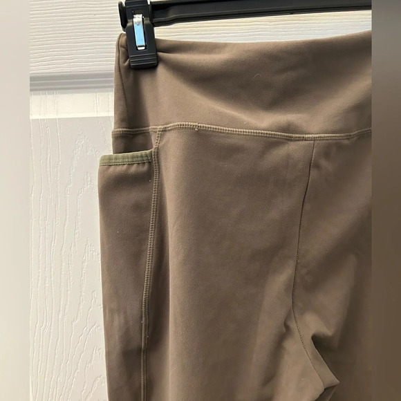 Gymshark army green high waisted leggings M - Picture 4 of 4